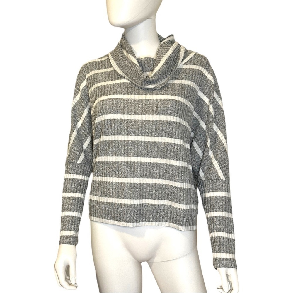 BB Dakota by Steve Madden Stripe Sweater in Gray Size Large
